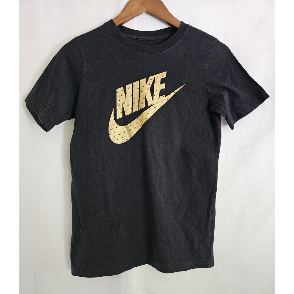 The Nike Tee Shirt Kids Black T-Shirt Size Large